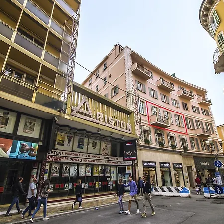 A Sanremo, Un' Oasi Del Teatro Ariston * San Remo